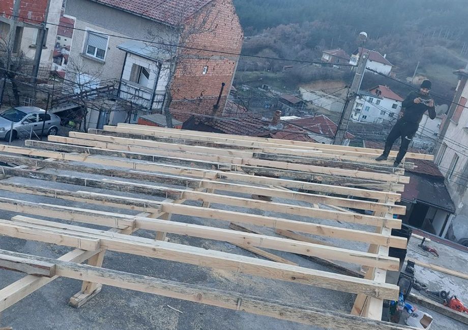 Ремонт на покриви Иванови