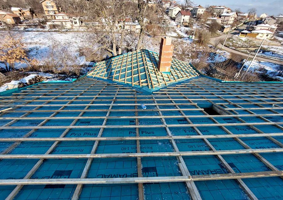 Ремонт на покриви Иванови