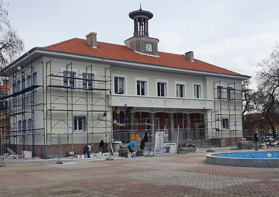 Ремонт на покриви Иванови