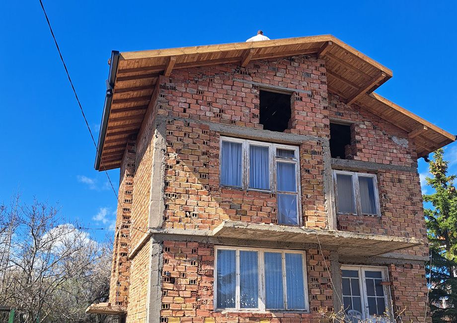 Ремонт на покриви Иванови